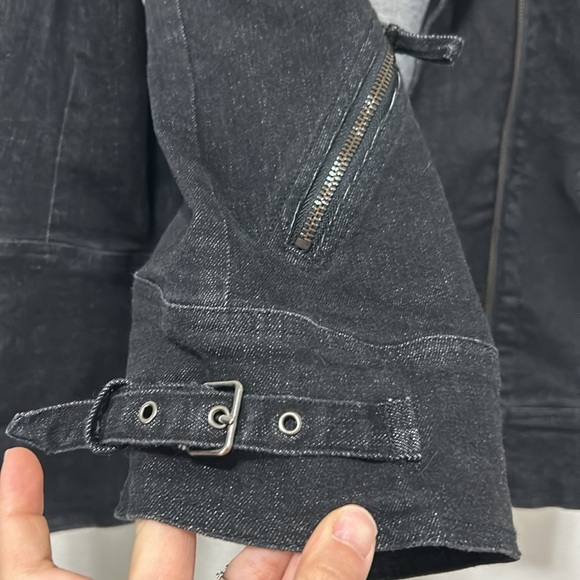 Max Studio Womens Denim Moto Jacket Sylvie Size XS Black Dark Wash Loose Fit NWT - Picture 5 of 16